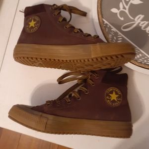 Converse Leather High Tops Mens 5.5 Womens 7.5